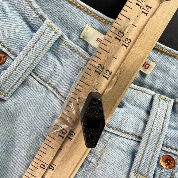 Levi's Jeans Women's 29x32* Ribcage High Rise Boot Cut Light Blue Denim Tag 30 - Picture 15 of 16